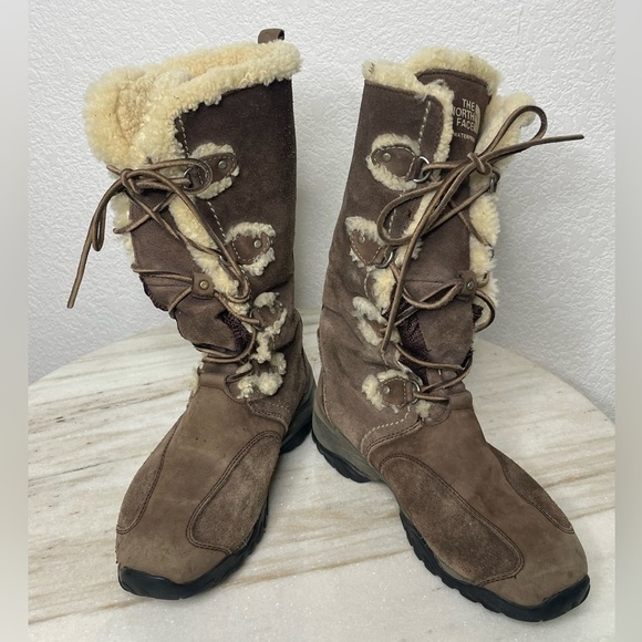 The North Face boots fur lined snow women’s sz 7 lace up 200 gram insula… - Picture 1 of 12